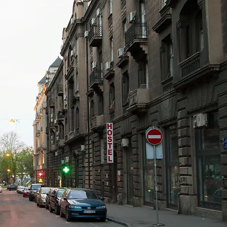 No9