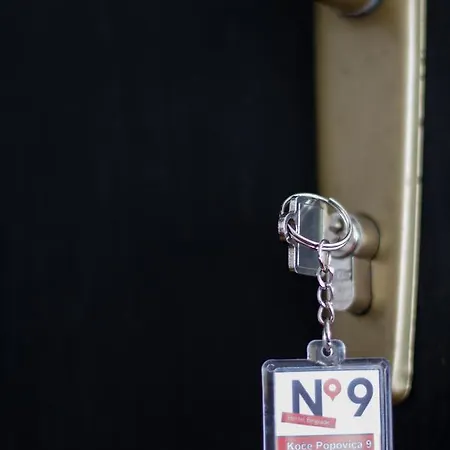 No9